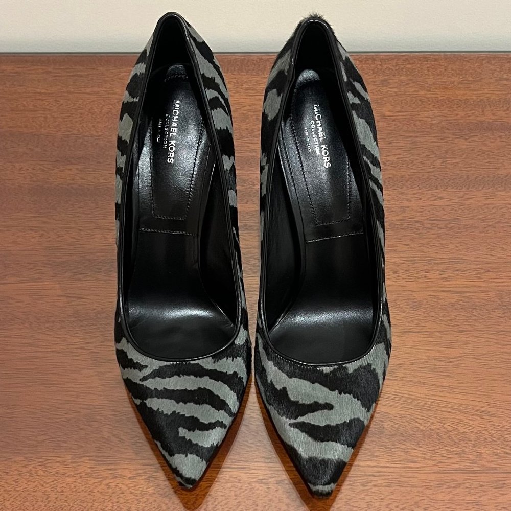 NIB Michael Kors Collection Gretel Tiger Calf Hair Pump - Picture 5 of 16